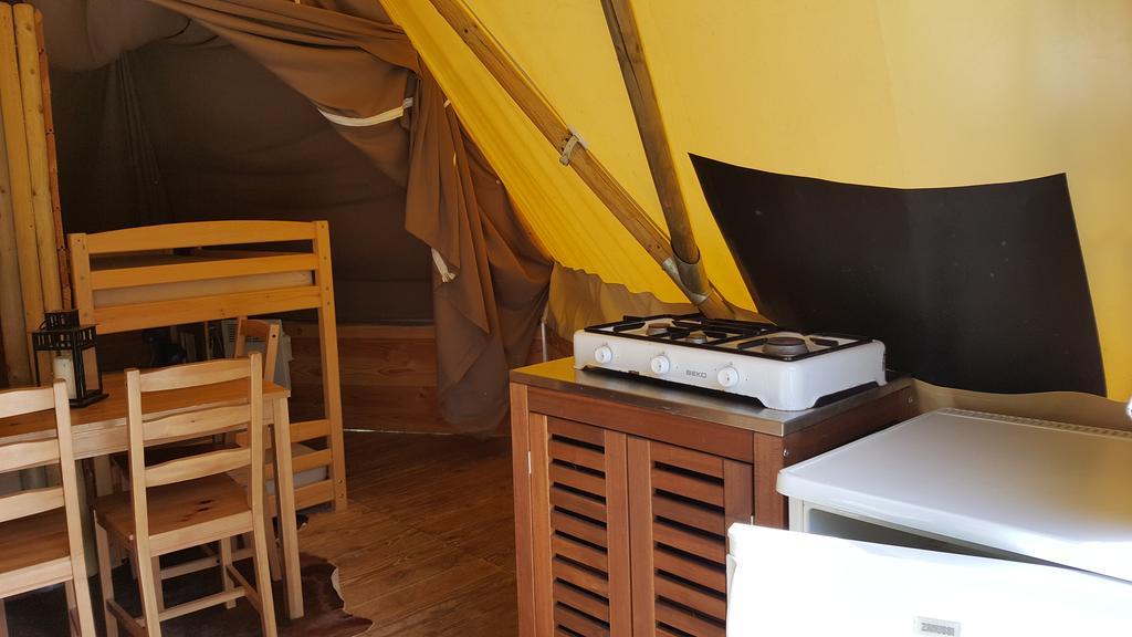Camping Le Canada-Insolite Chiny Exterior foto